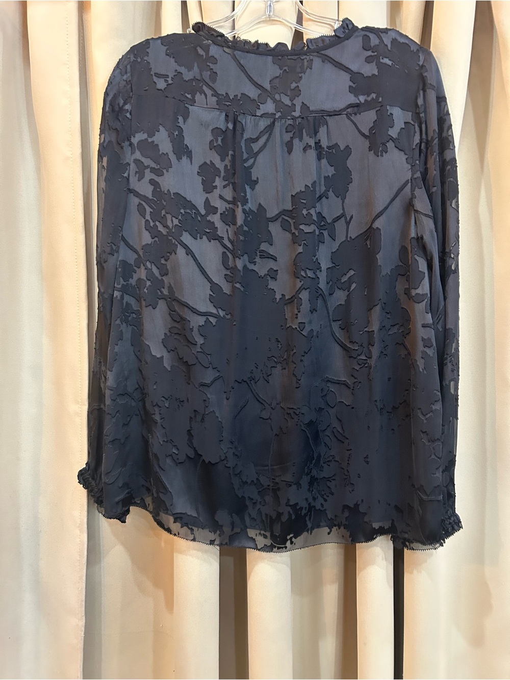 Diane Von Furstenberg Navy and Black Floral Burnout Blouse Size 10 - Picture 4 of 7